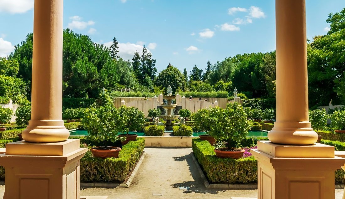 Explore the stunning Hamilton Gardens.