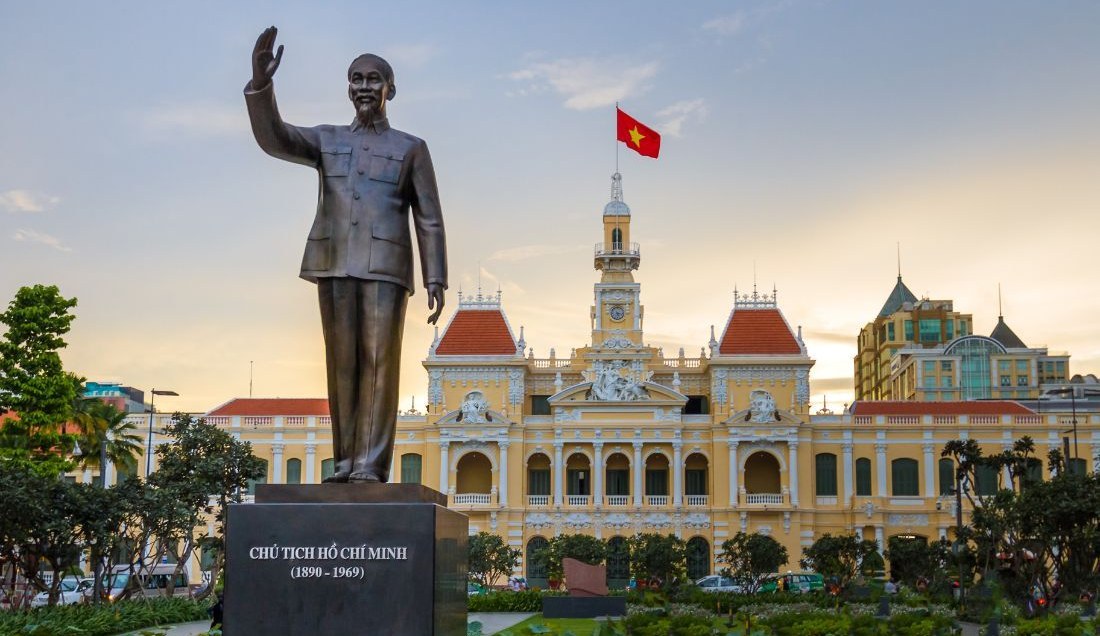 See the top sights of Ho Chi Minh city. 