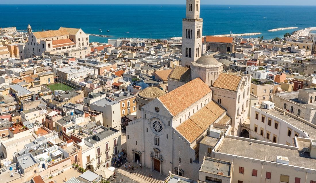 Uncover the historic centre of Bari.