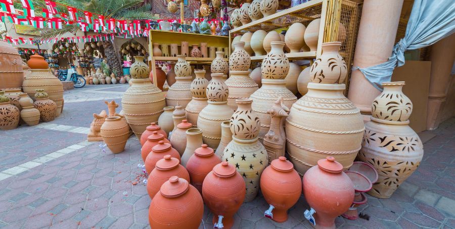 Browse the Nizwa Souq for some souvenirs!